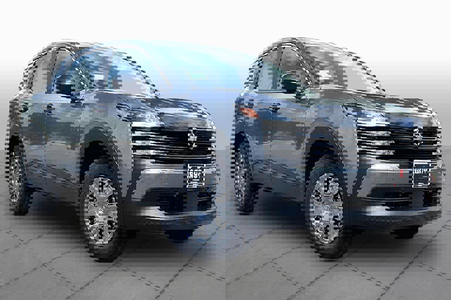 New 2026 Nissan Kicks S image 2