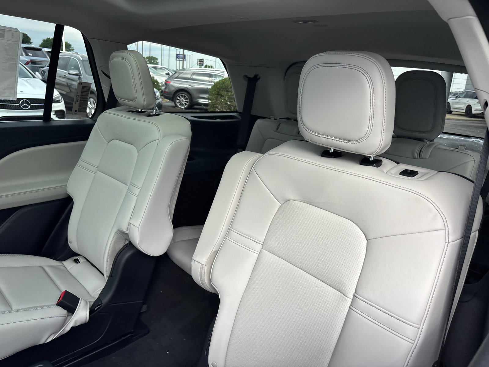 New 2026 Lincoln Aviator AWD image 26