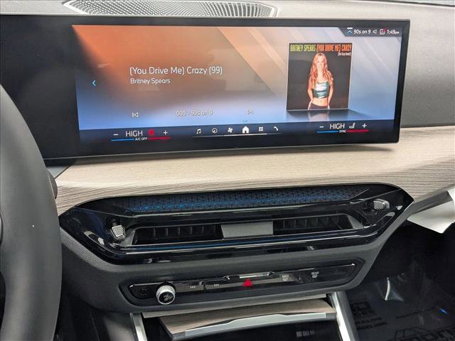 Certified 2025 BMW 330i xDrive Sedan w/ M Sport Package image 12