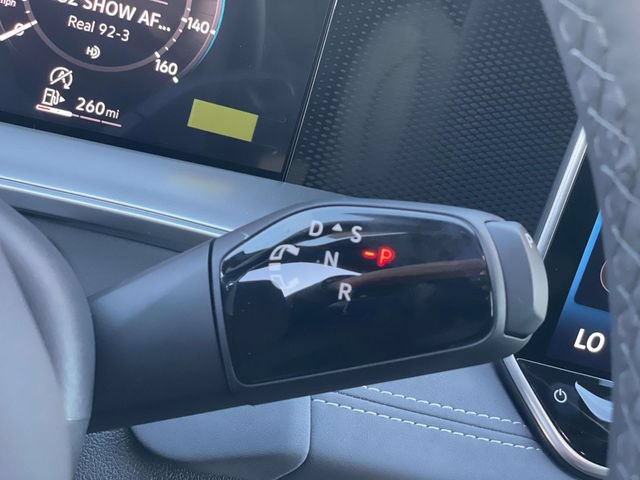 New 2026 Volkswagen Tiguan SE R-Line FWD image 17