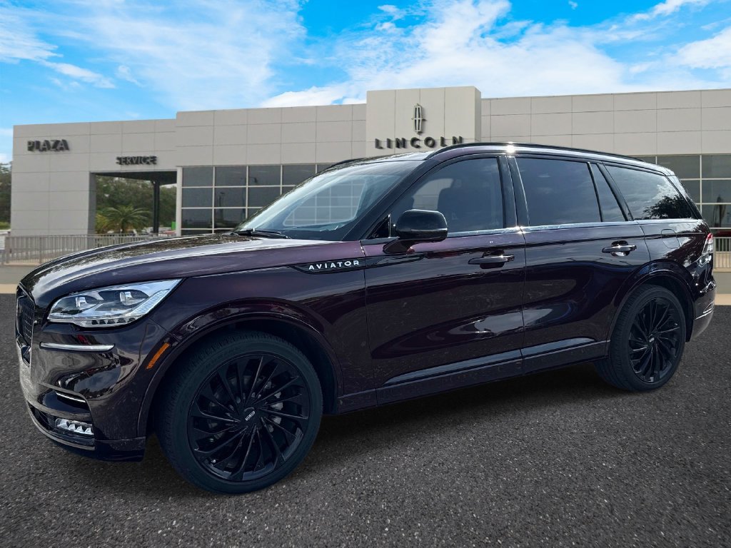 Used 2023 Lincoln Aviator Reserve w/ Equipment Group 201A RWD image 7