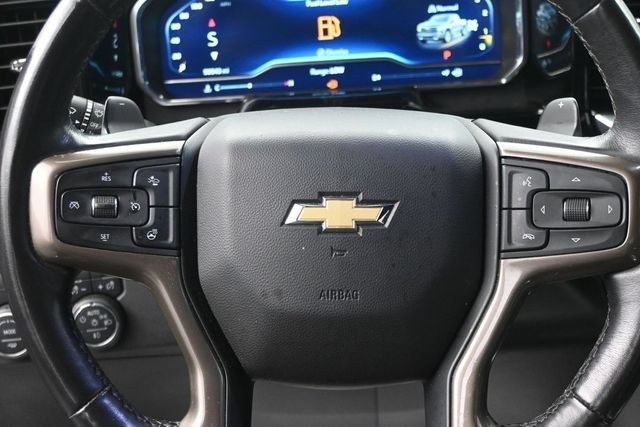 Used 2022 Chevrolet Silverado 1500 High Country w/ Technology Package AWD/4WD image 18