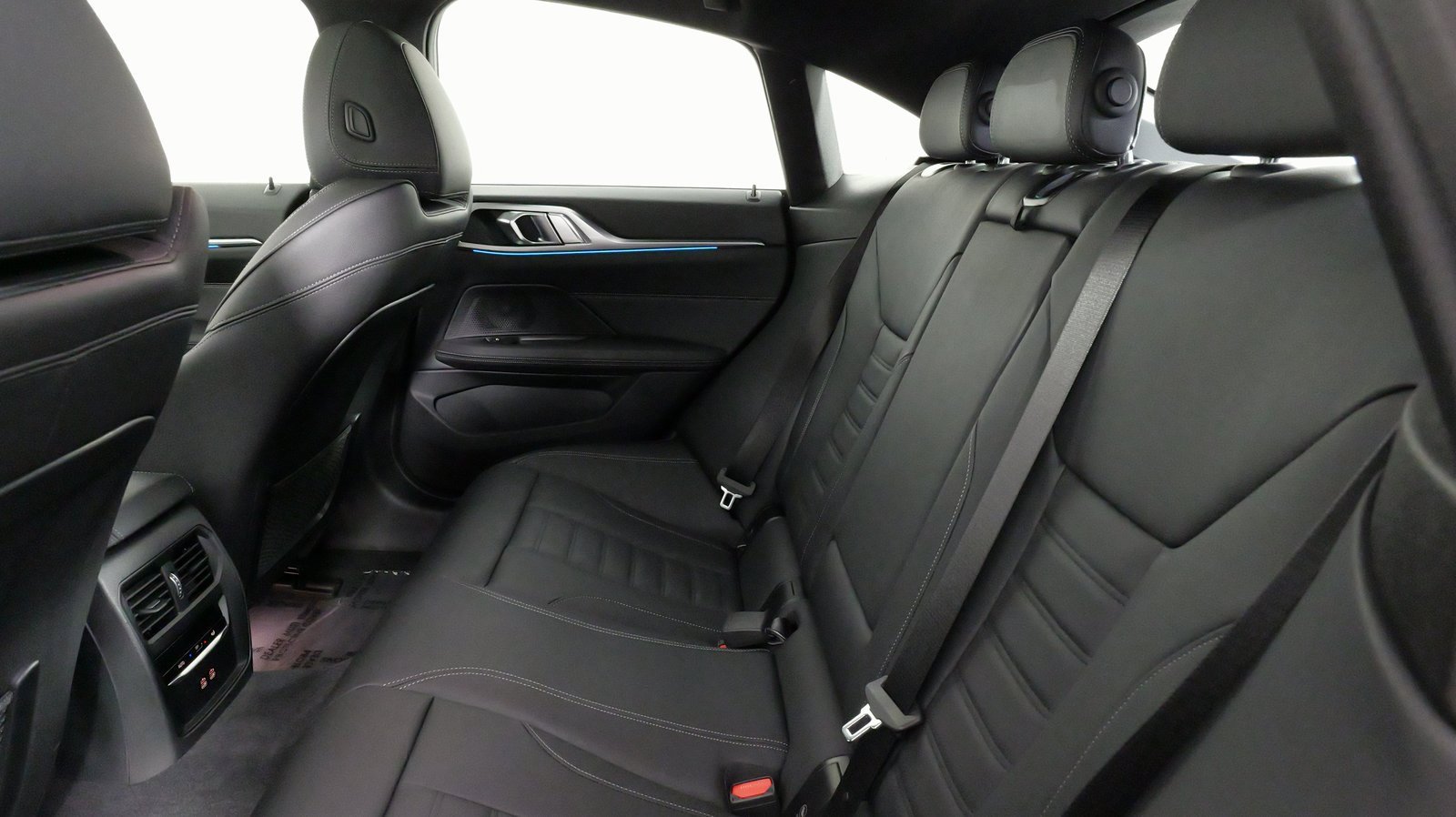 Used 2023 BMW i4 M50 w/ Premium Package image 34