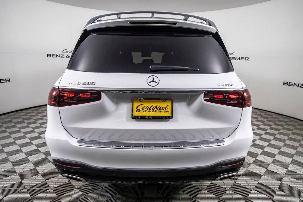 Used 2026 Mercedes-Benz GLS 580 4MATIC image 7