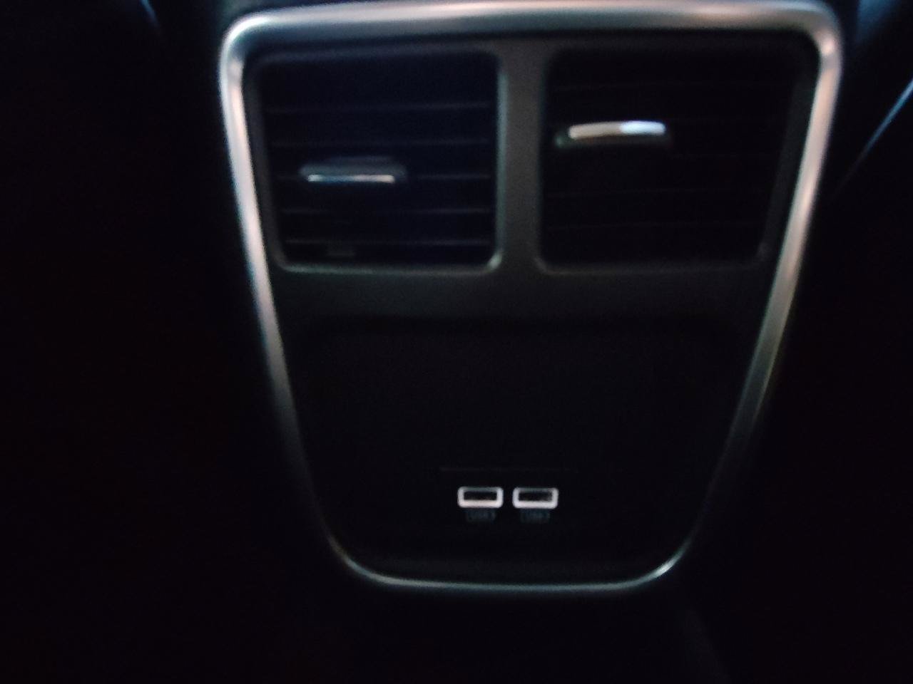 Used 2015 Dodge Charger SXT RWD image 37