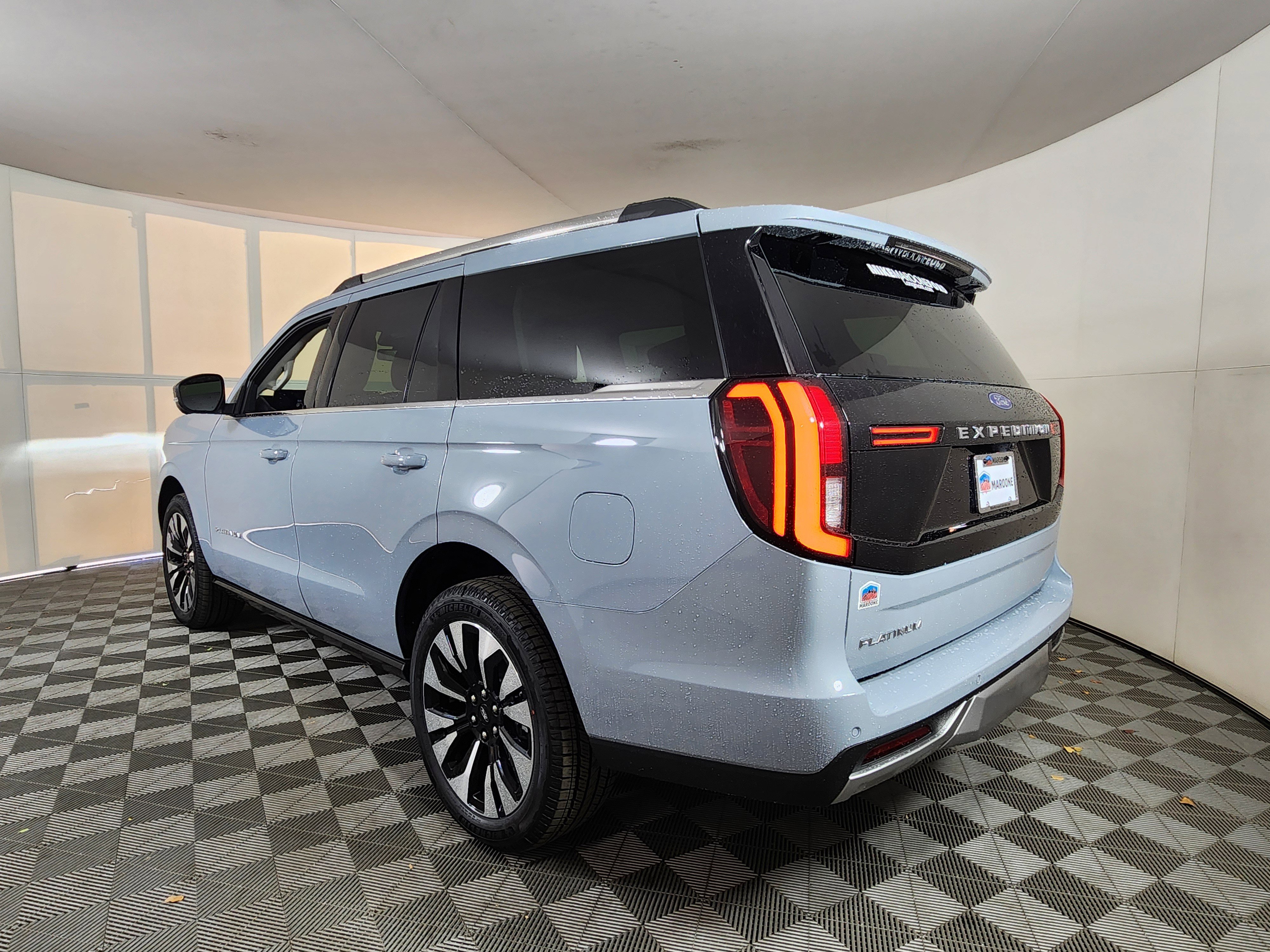 New 2025 Ford Expedition Platinum w/ Driver's Package image 5