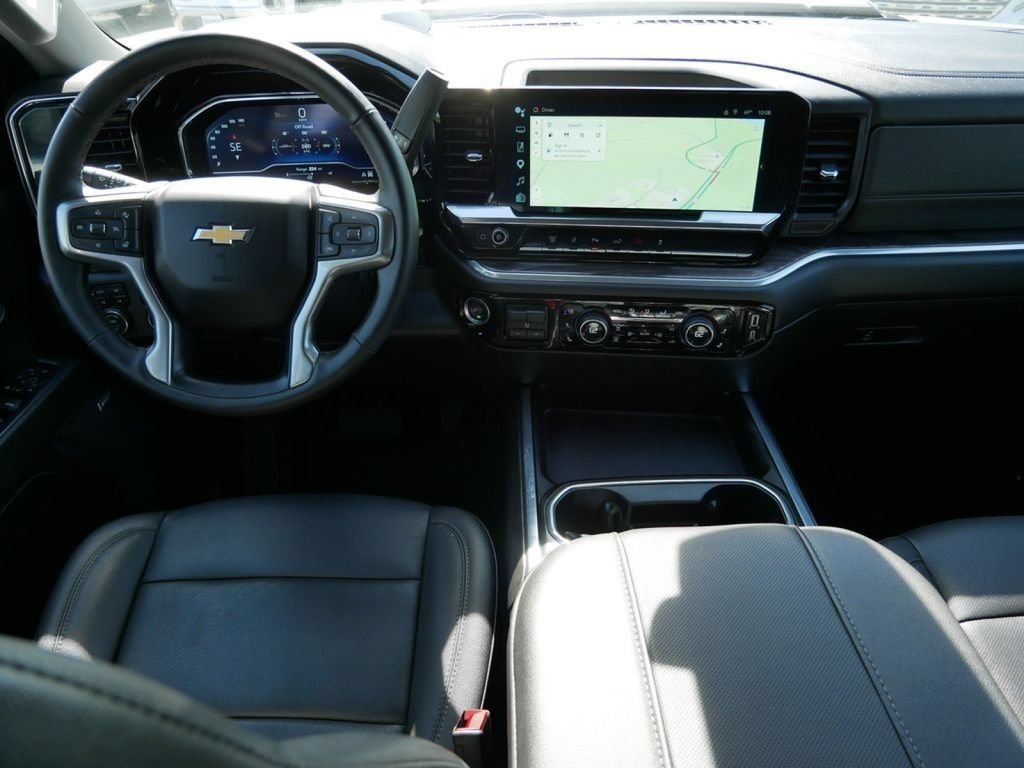 Used 2024 Chevrolet Silverado 3500 LTZ w/ LTZ Premium Package AWD/4WD image 19