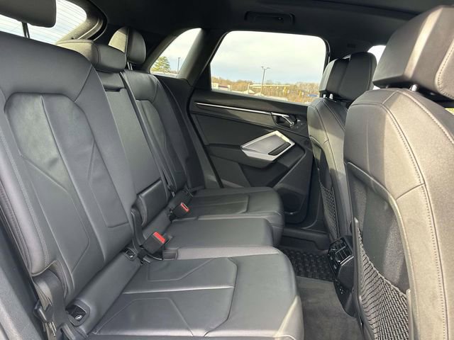 Used 2022 Audi Q3 2.0T Premium Plus image 11