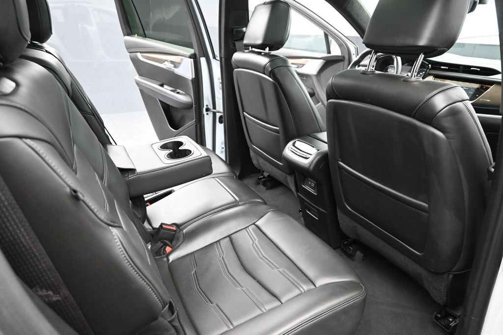 Certified 2025 Cadillac XT6 Sport w/ Platinum Package AWD/4WD image 20