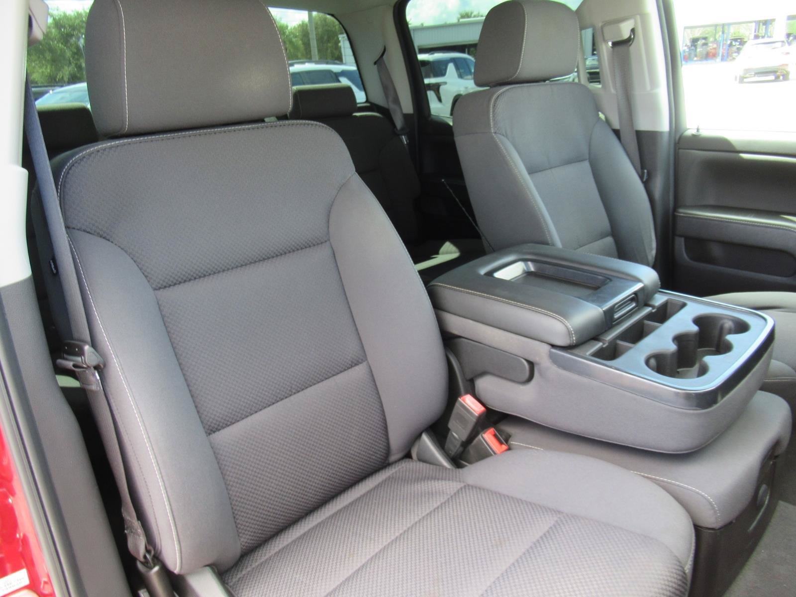 Used 2018 Chevrolet Silverado 1500 LT w/ All Star Edition RWD image 9