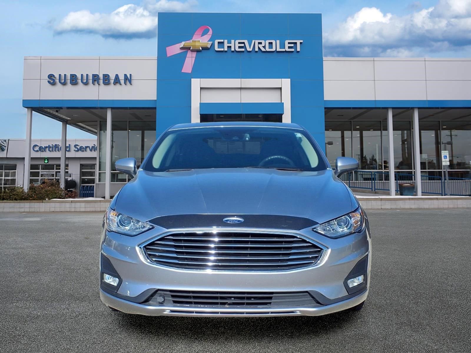Used 2020 Ford Fusion SE FWD image 2