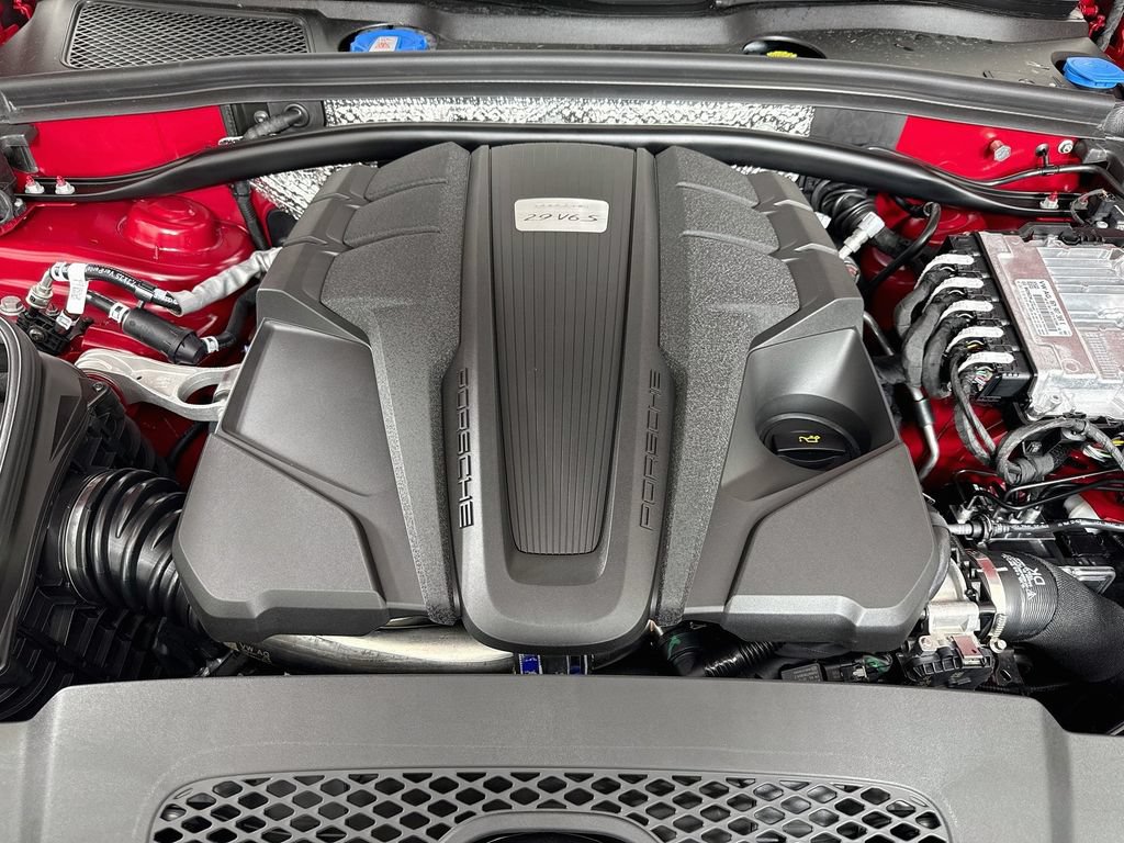 New 2026 Porsche Macan S AWD/4WD image 33