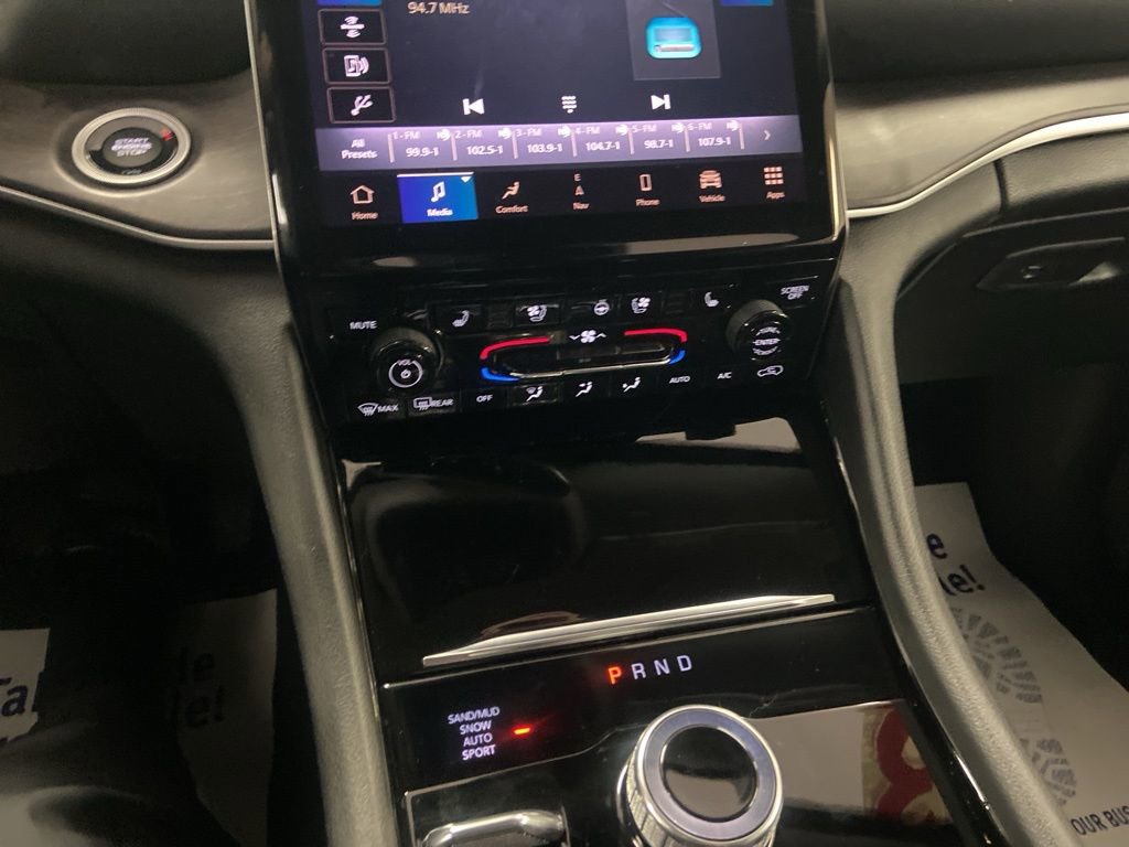 Certified 2023 Jeep Grand Cherokee L Limited w/ Luxury Tech Group II AWD/4WD image 27