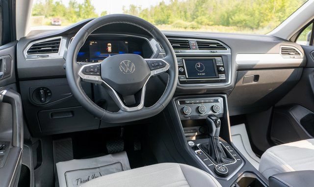 Used 2022 Volkswagen Tiguan S AWD/4WD image 12
