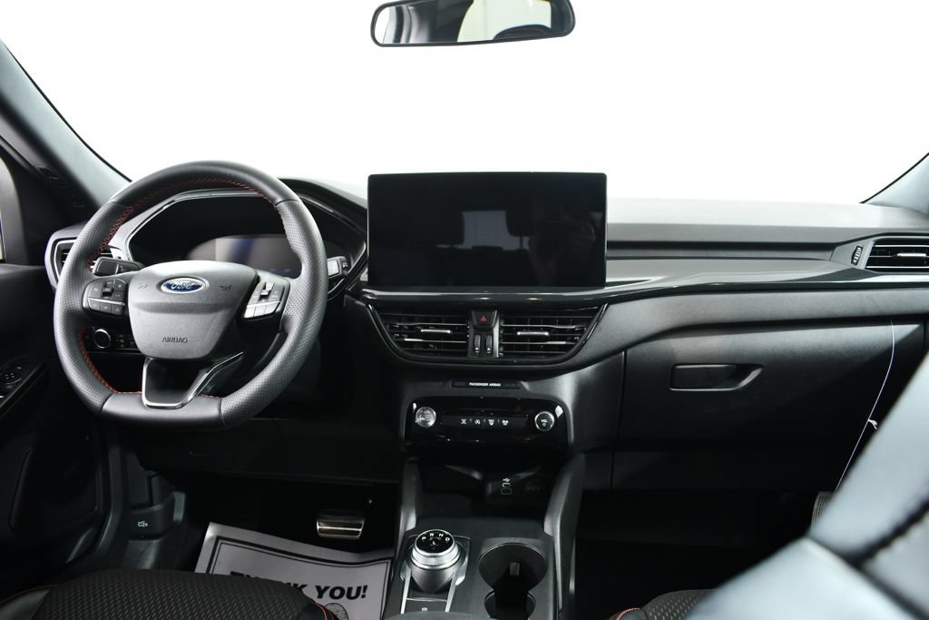 Used 2024 Ford Escape ST-Line w/ Tech Pack #1 AWD/4WD image 7