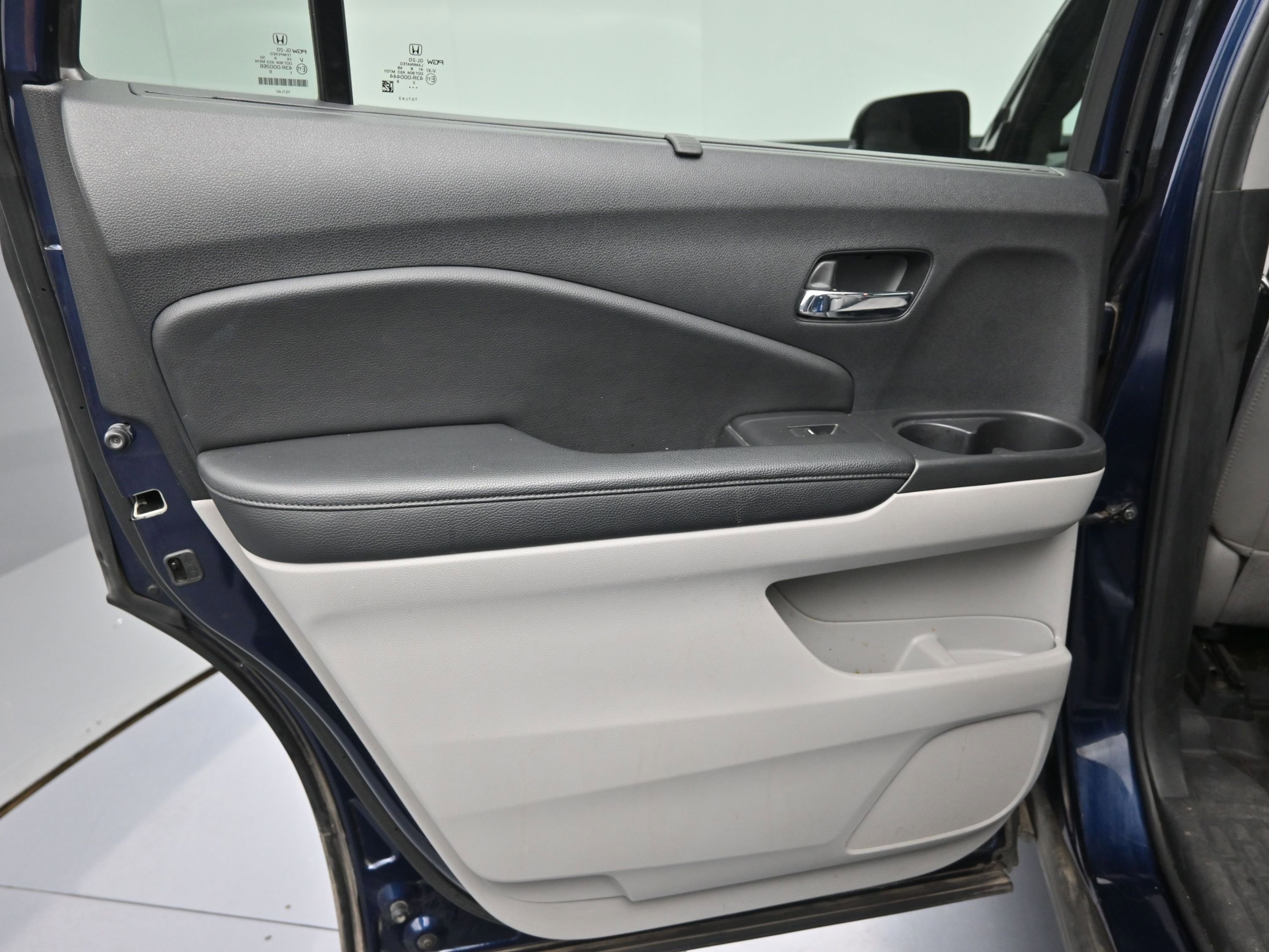 Used 2019 Honda Pilot Touring image 14