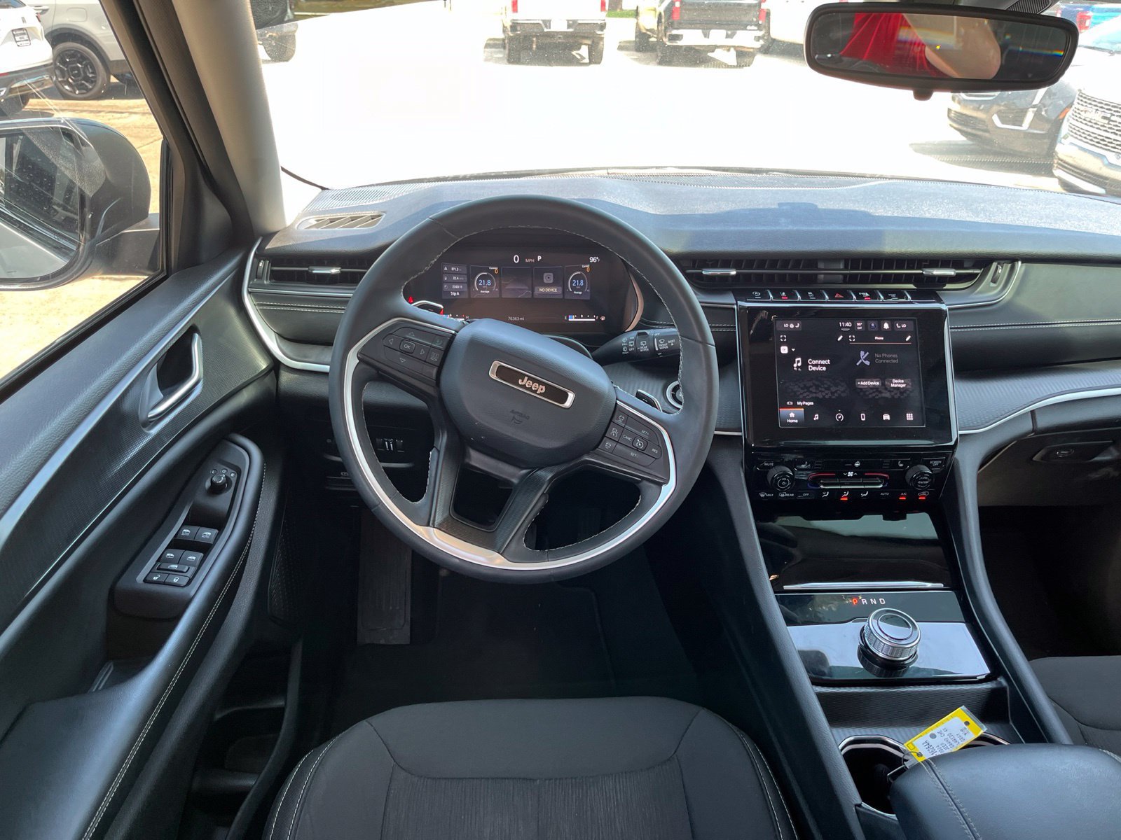 Used 2024 Jeep Grand Cherokee L Laredo w/ Luxury Tech Group I AWD/4WD image 11