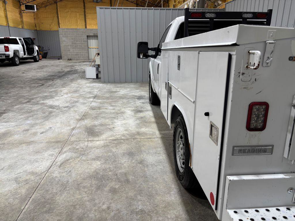 Used 2012 Ford F250 XL w/ XL Value Pkg RWD image 9