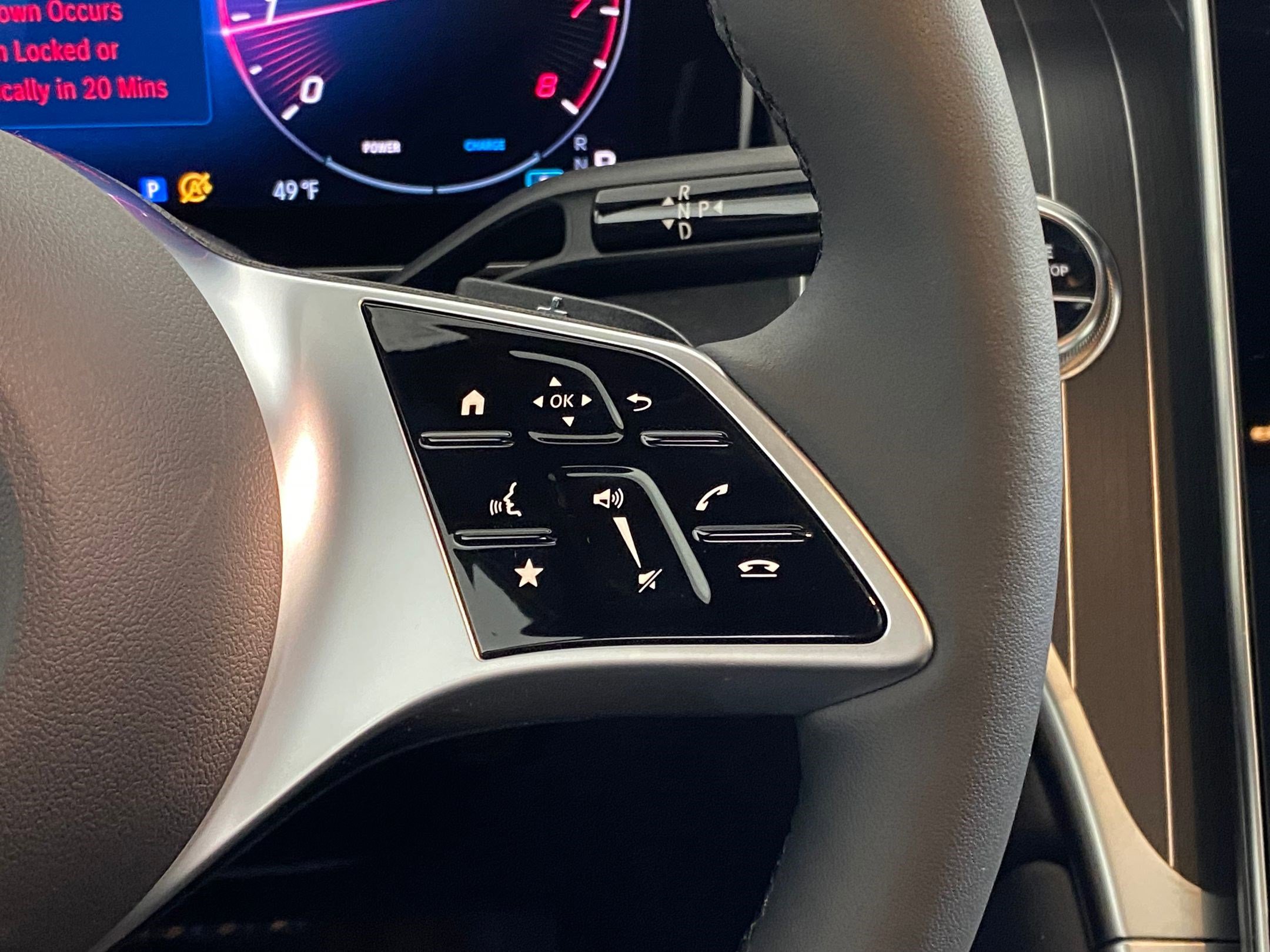 Used 2026 Mercedes-Benz GLC 300 4MATIC image 28