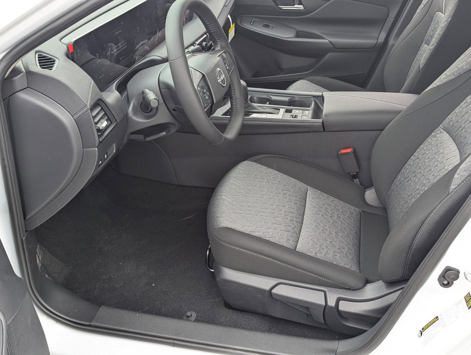 New 2026 Nissan Sentra SV w/ SV Convenience Package FWD image 5