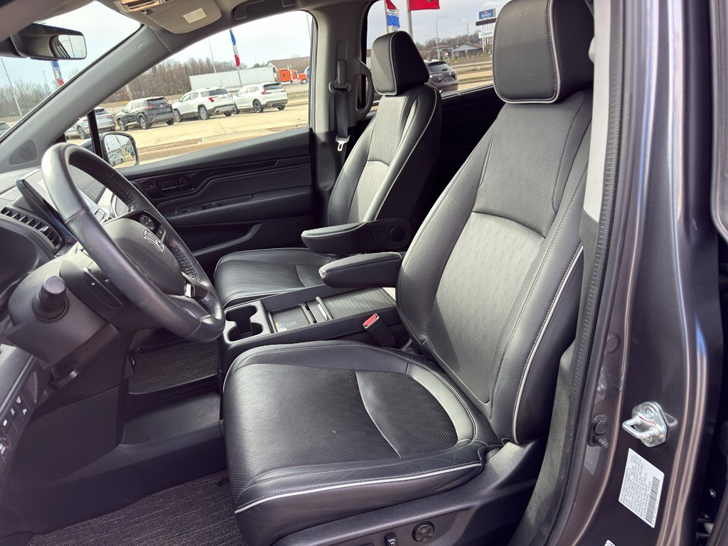 Used 2023 Honda Odyssey Elite image 10