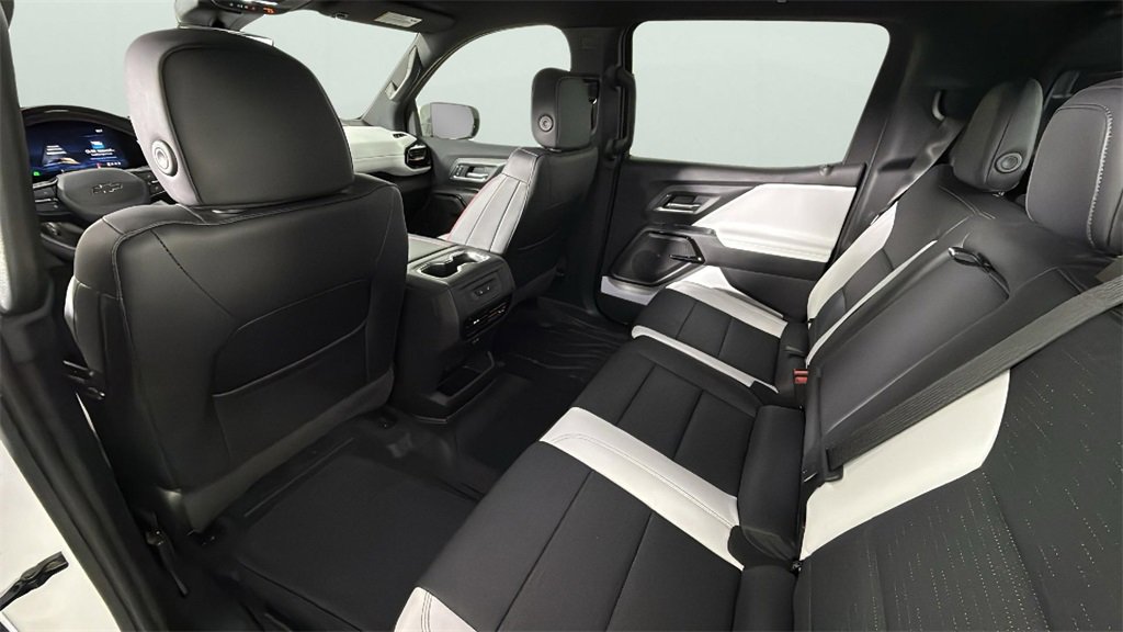 Used 2025 Chevrolet Silverado EV RST image 29