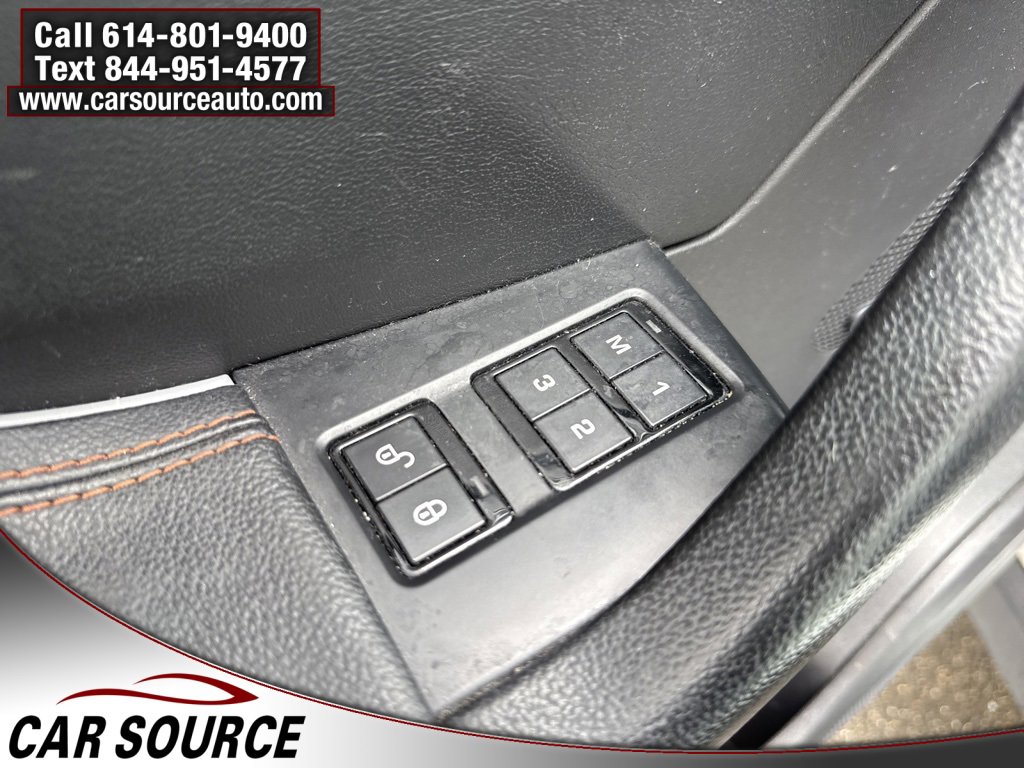 Used 2019 Jaguar F-PACE Prestige image 22