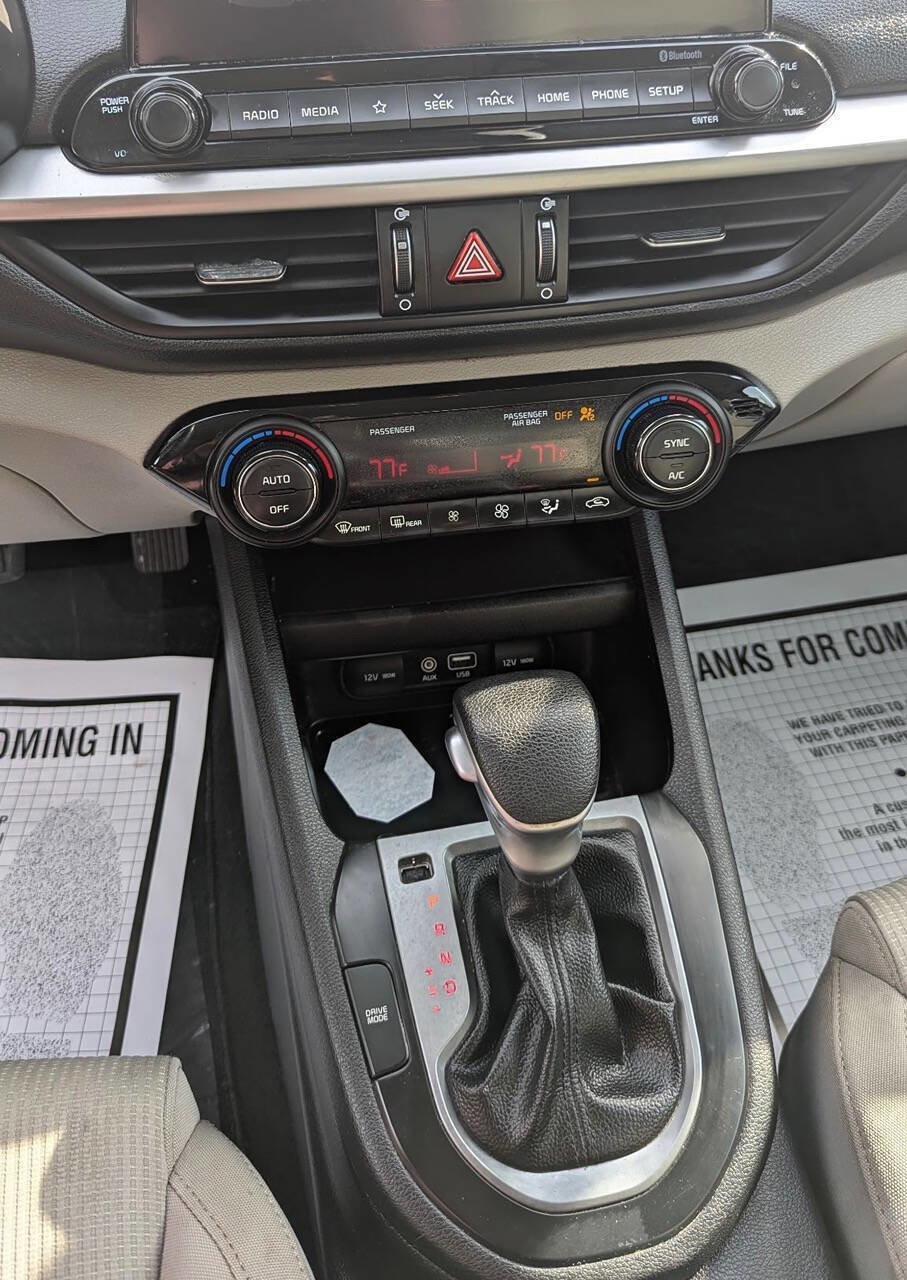 Used 2019 Kia Forte LXS image 9