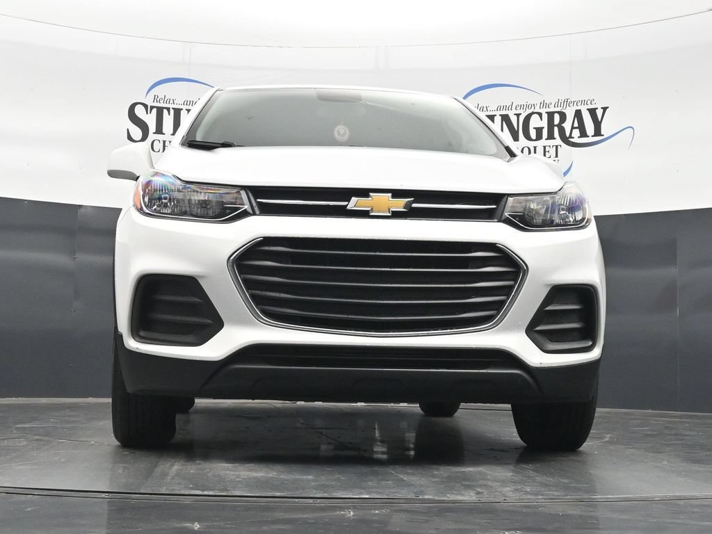 Used 2022 Chevrolet Trax LS w/ Tint and Cruise Package AWD/4WD image 27