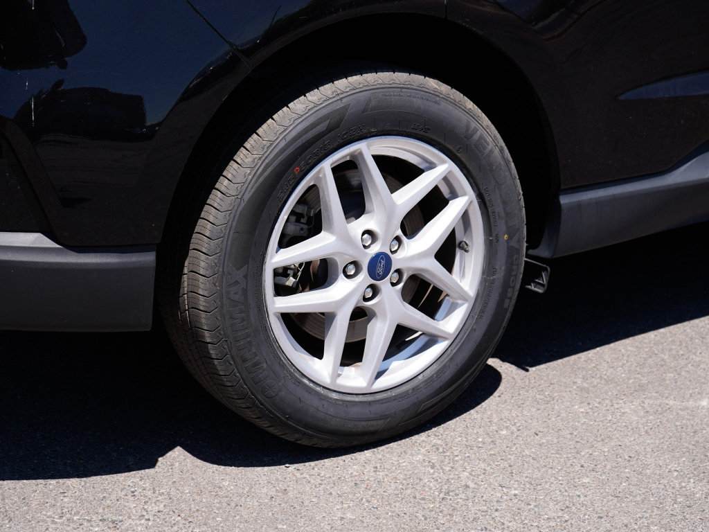 Used 2022 Ford Edge SEL AWD/4WD image 9