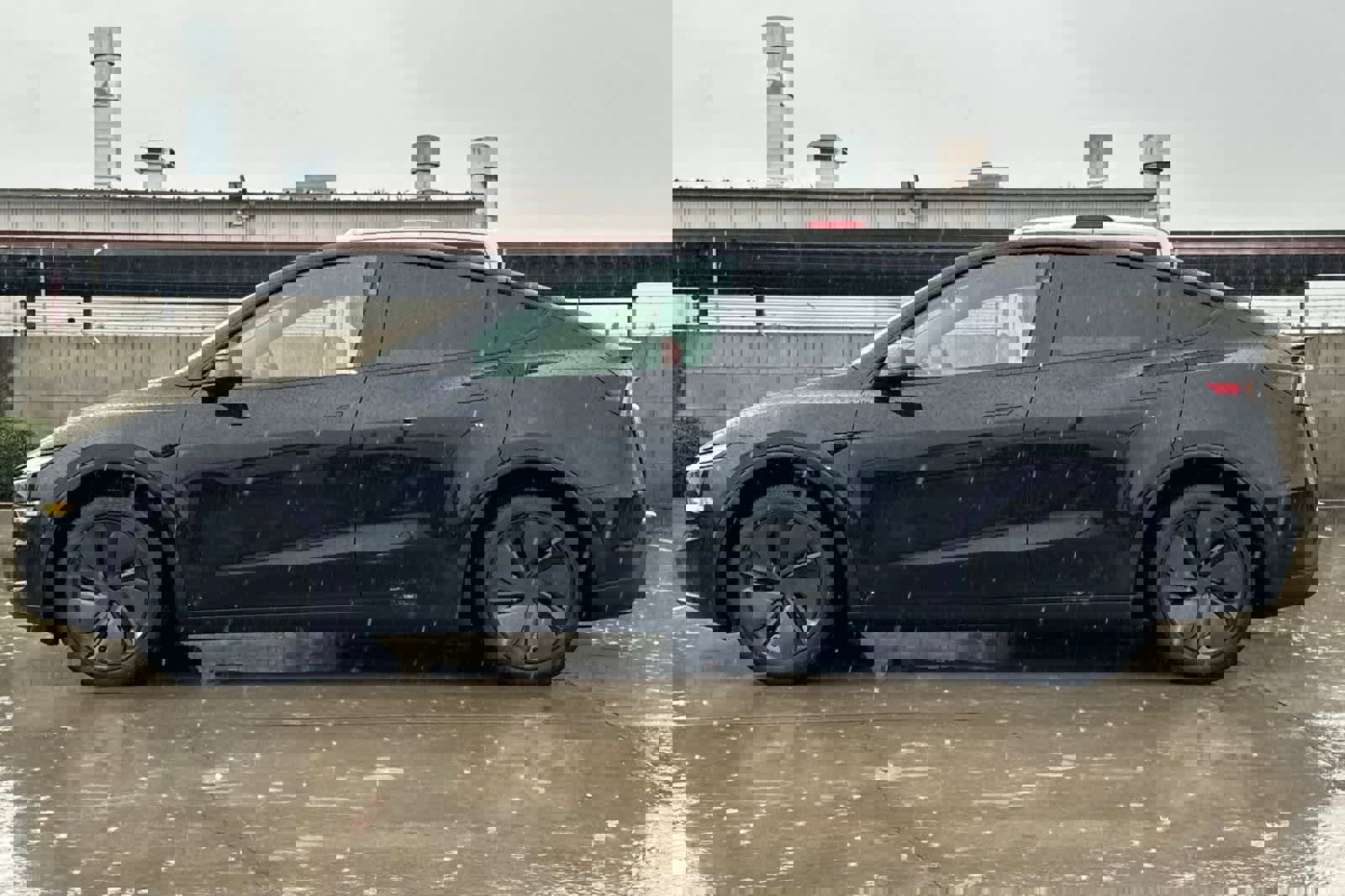 Used 2026 Tesla Model Y Long Range image 6