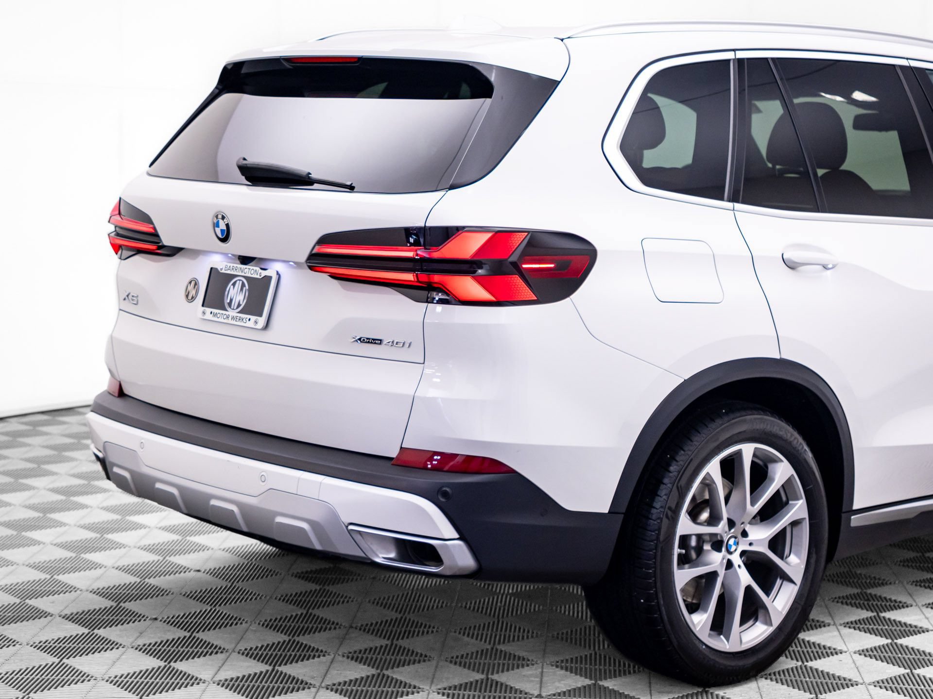 Used 2024 BMW X5 xDrive40i AWD/4WD image 38