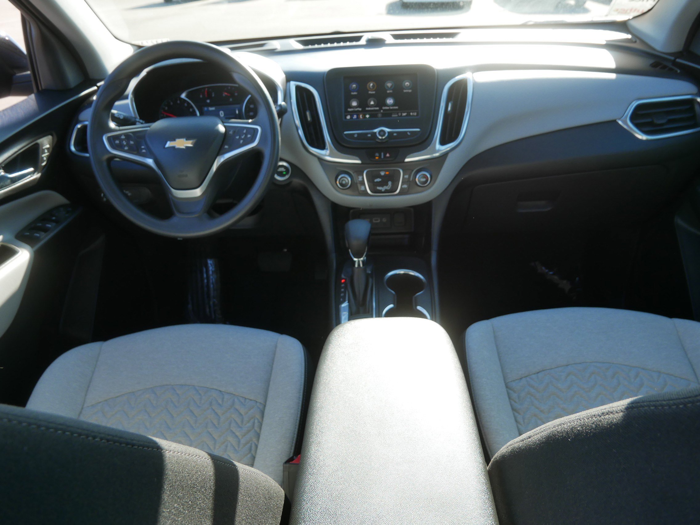 Used 2023 Chevrolet Equinox LS w/ LS Convenience Package image 10