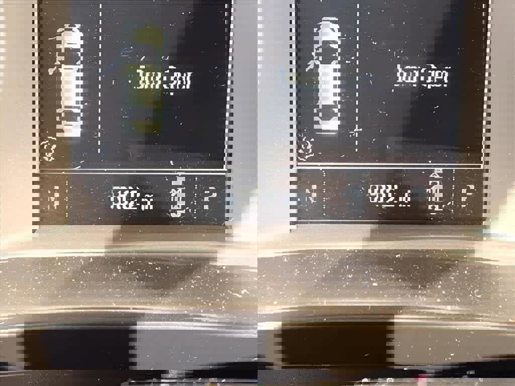 Used 2024 Chevrolet Malibu LS image 23