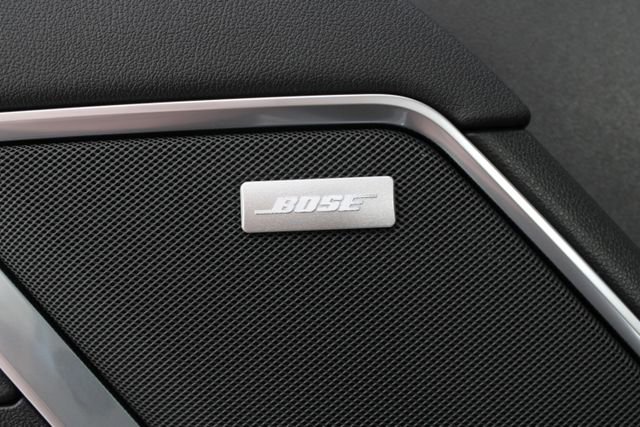 New 2026 GMC Sierra 1500 SLT image 17
