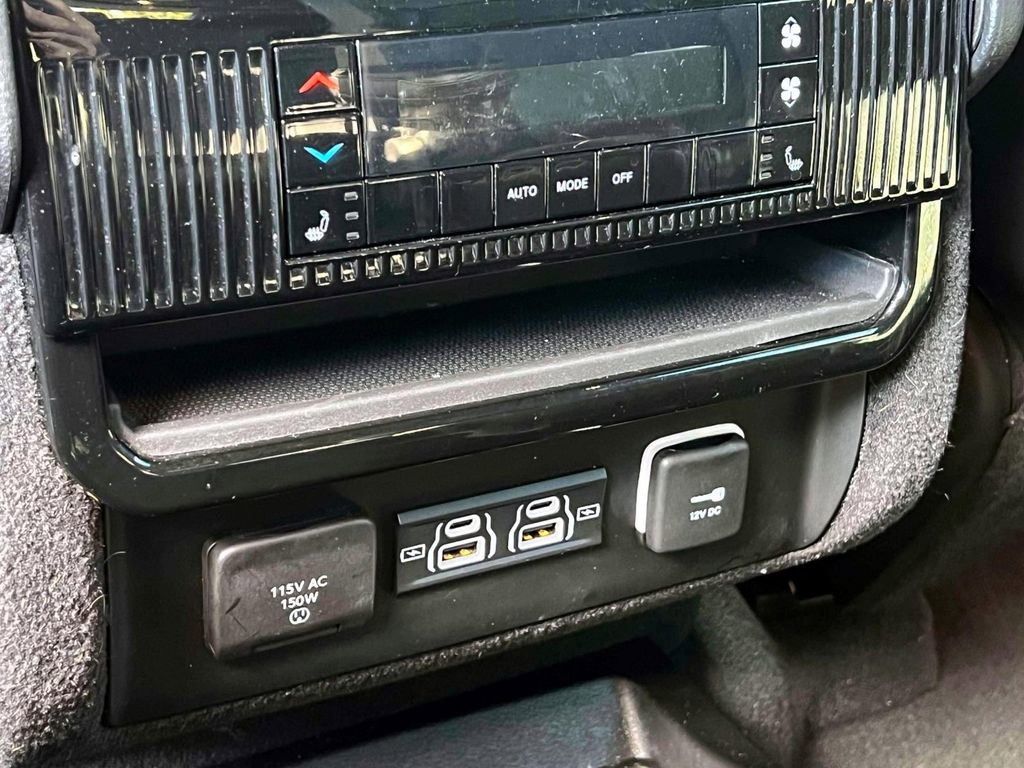 Certified 2024 Jeep Wagoneer Series II image 14