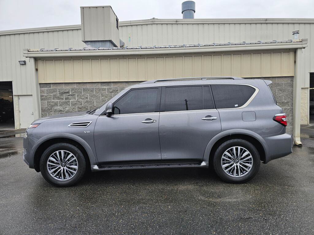 Used 2022 Nissan Armada SL w/ Captain's Chairs Package AWD/4WD image 3