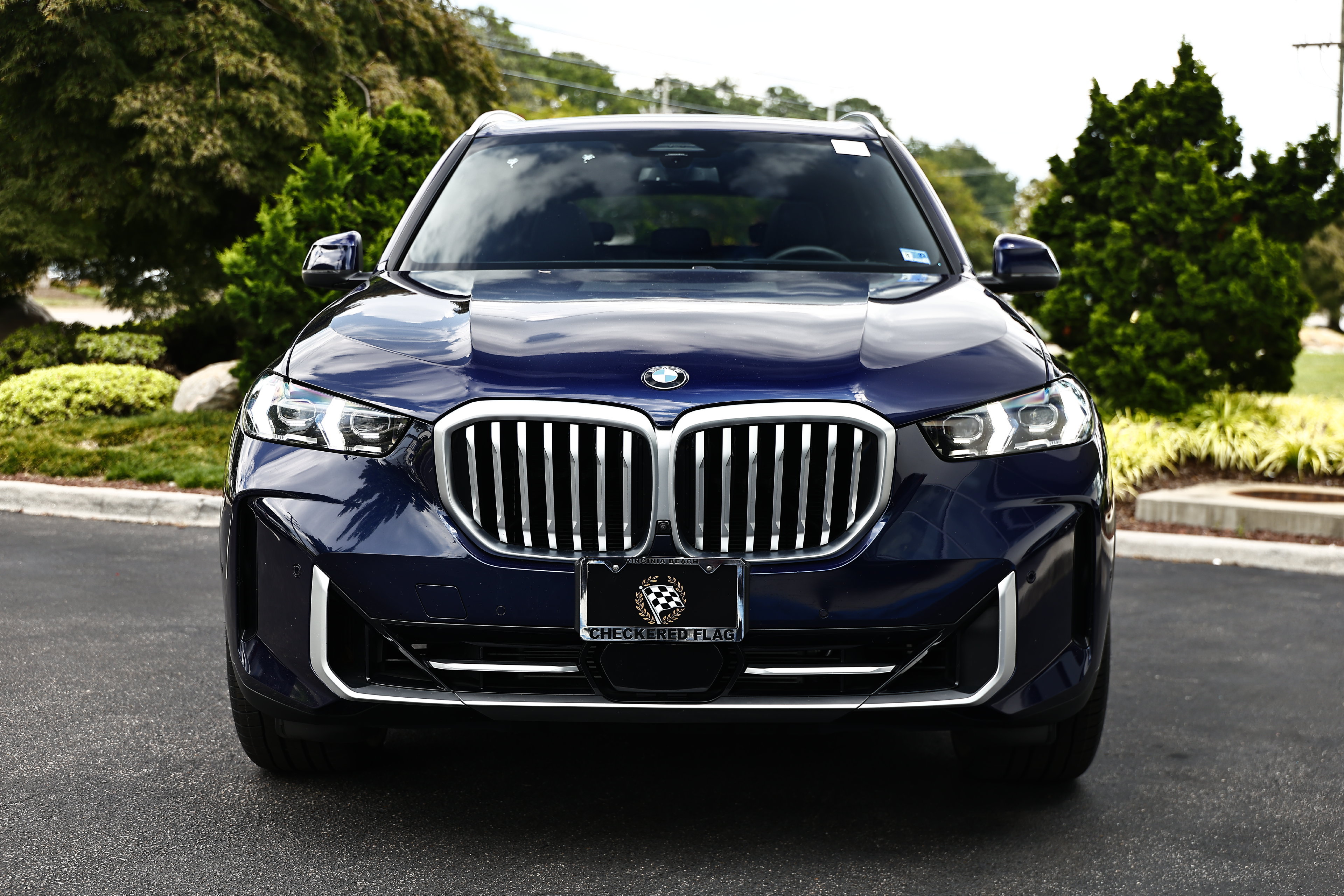 Used 2025 BMW X5 xDrive40i w/ Premium Package AWD/4WD image 13