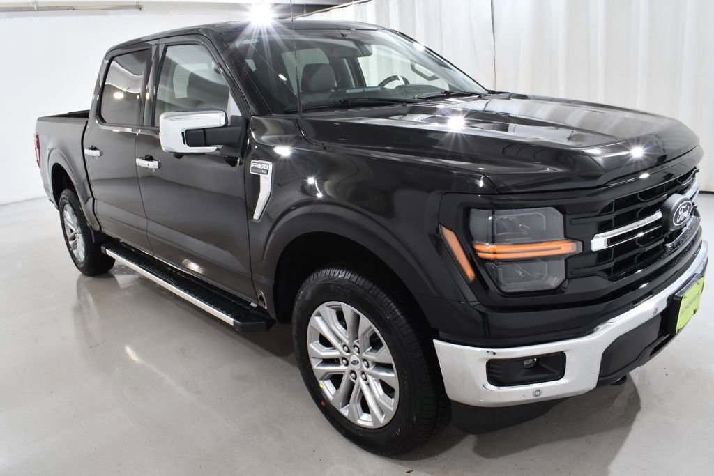 New 2026 Ford F150 XLT w/ Equipment Group 302A MID image 5
