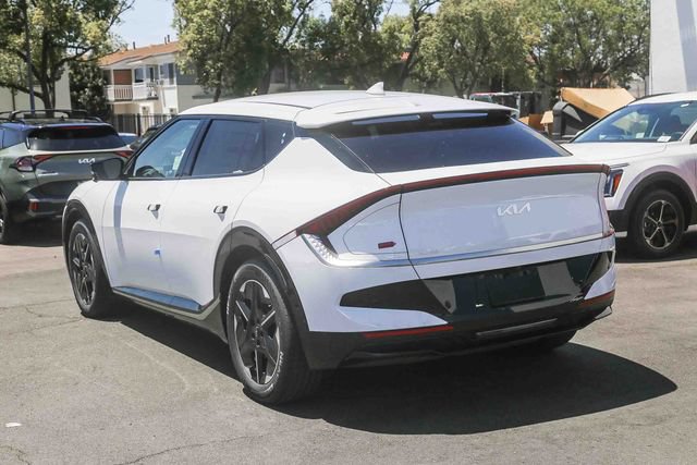 New 2026 Kia EV6 Wind RWD image 14