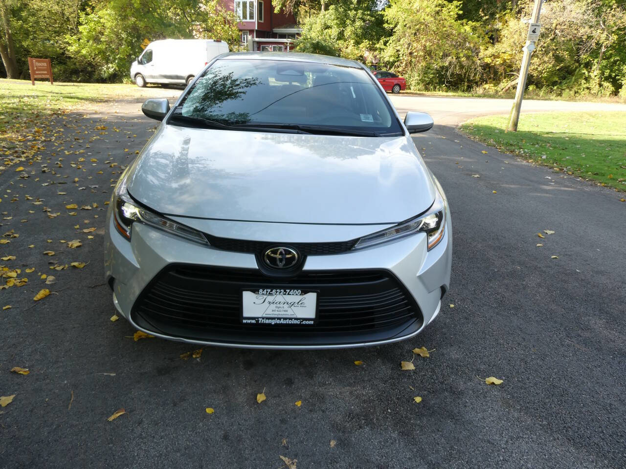 Used 2024 Toyota Corolla LE image 2