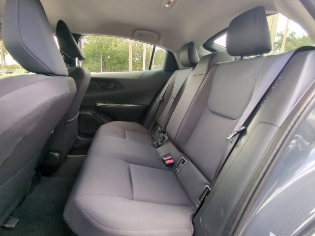 Used 2025 Toyota Prius LE FWD image 15