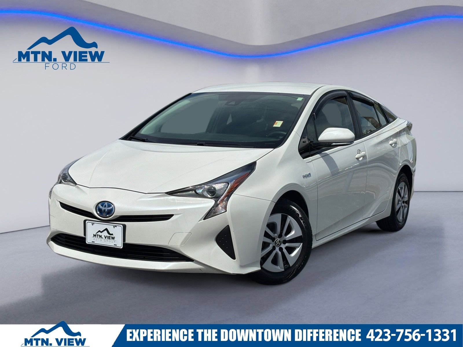 Used 2018 Toyota Prius Two image 1