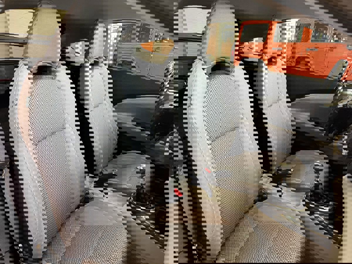 Used 2011 Honda CR-Z EX image 22