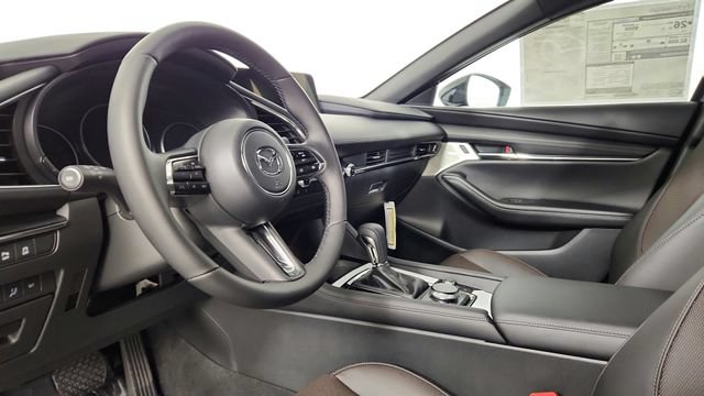 New 2025 MAZDA MAZDA3 Hatchback w/Premium Plus Pkg AWD/4WD image 12