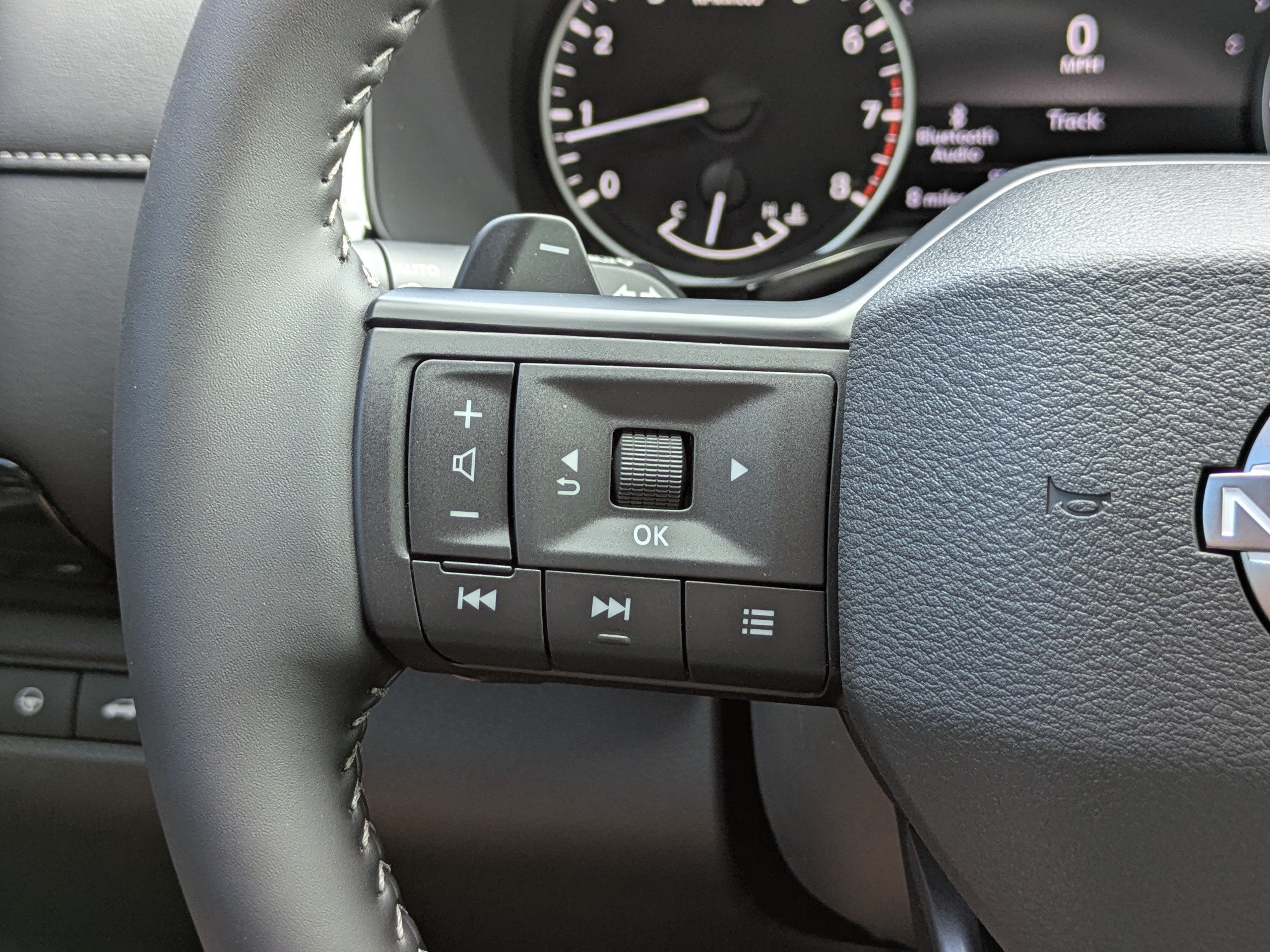 New 2026 Nissan Pathfinder SV FWD image 29