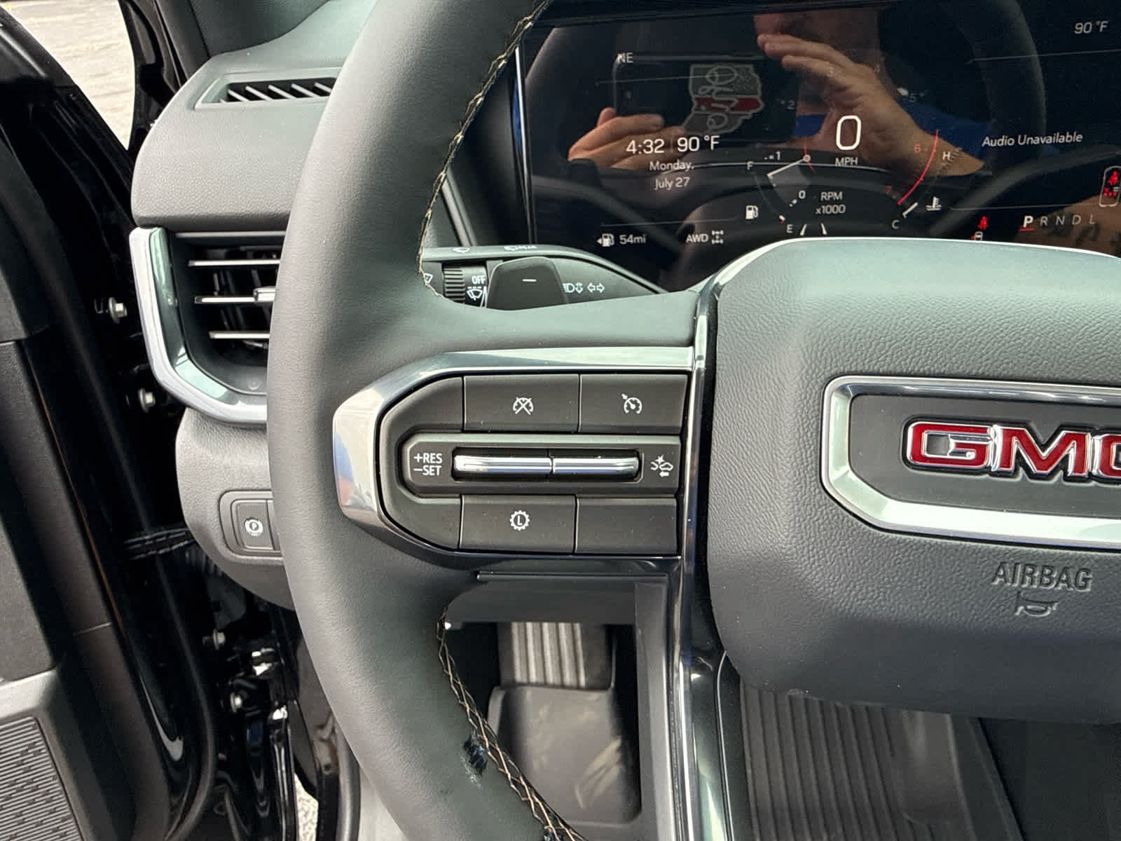 New 2027 GMC Terrain AT4 w/ Convenience Package III AWD/4WD image 9