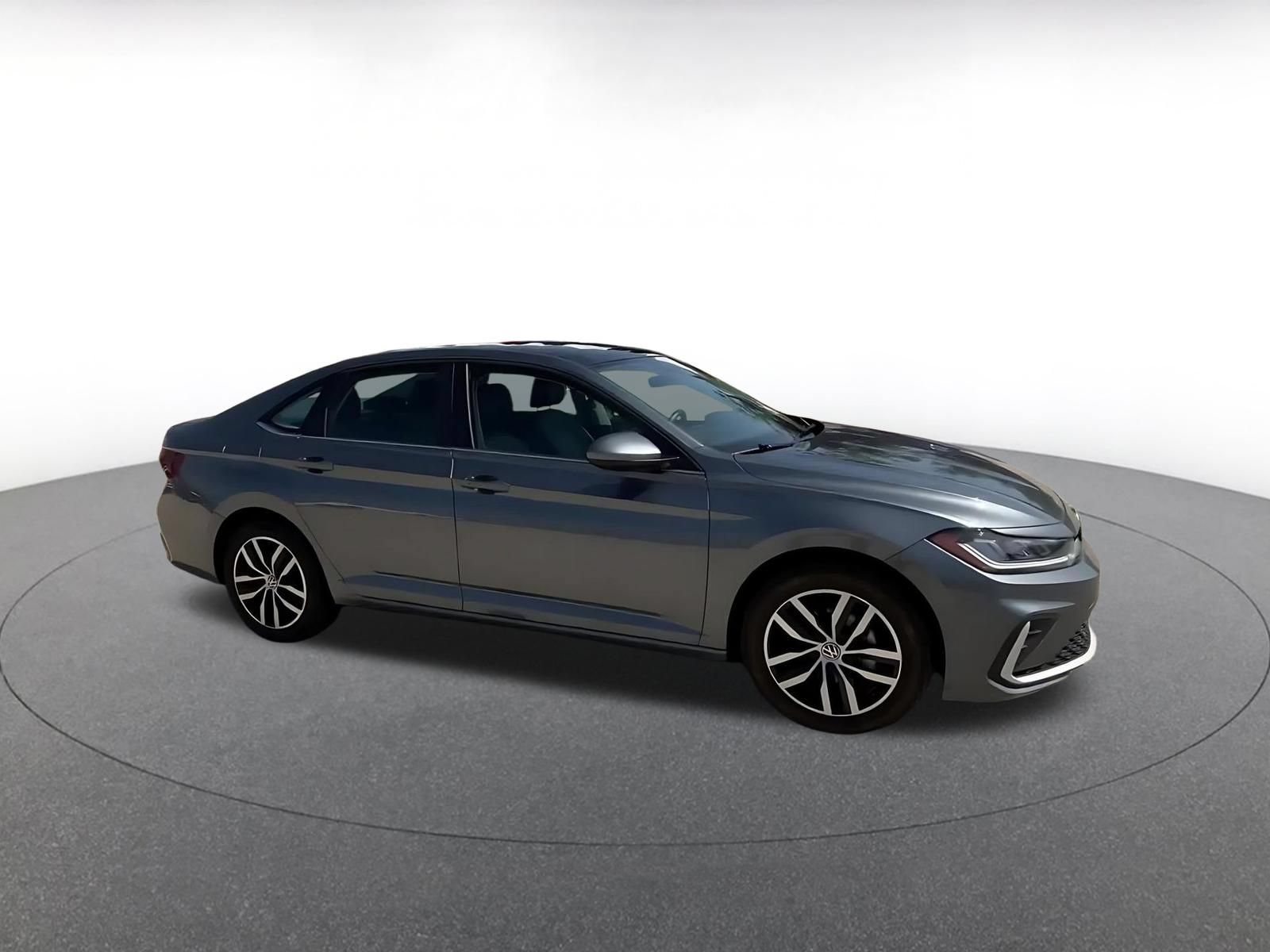 Used 2025 Volkswagen Jetta SE FWD video 2