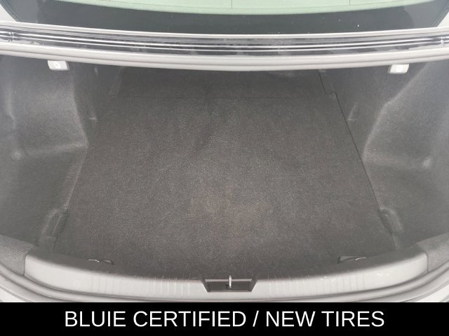 Used 2025 Chevrolet Malibu LT FWD image 16