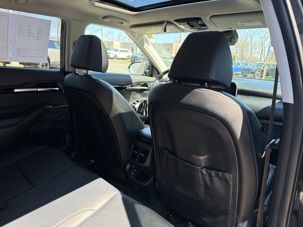Used 2025 Kia Seltos EX w/ EX Sunroof Package image 14